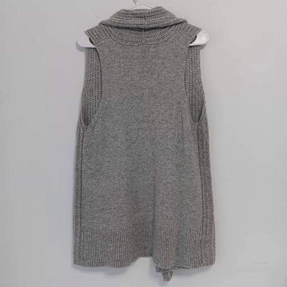 Gap Sweater Vest Womens Medium Gray Open Front Shawl Collar Ribbed Knit Wool - Picture 3 of 8